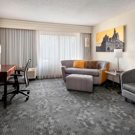 Courtyard By Marriott Princeton Luaran gambar