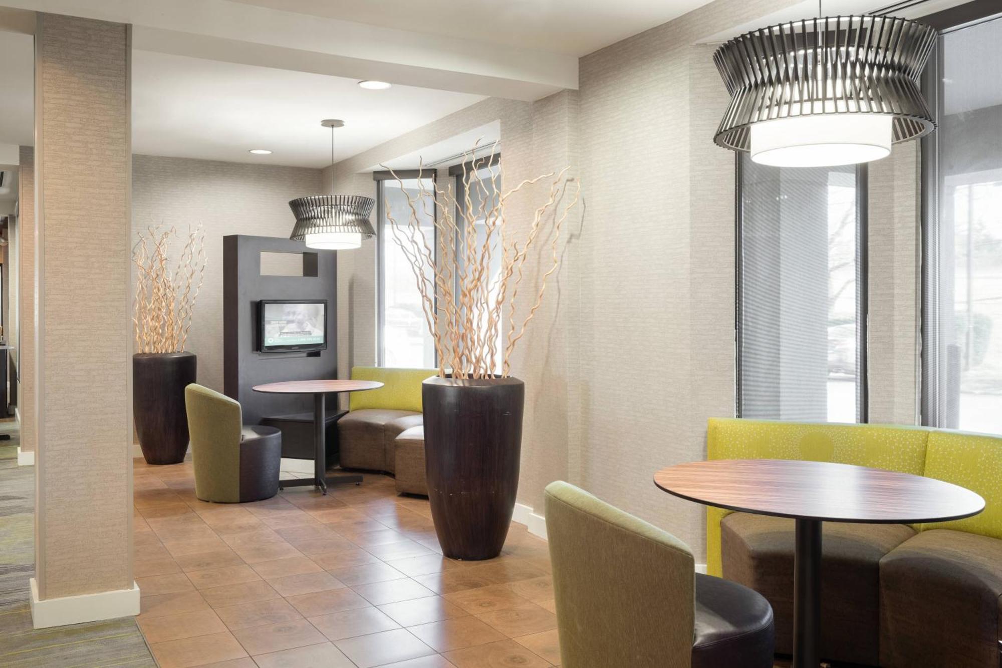 Courtyard By Marriott Princeton Luaran gambar