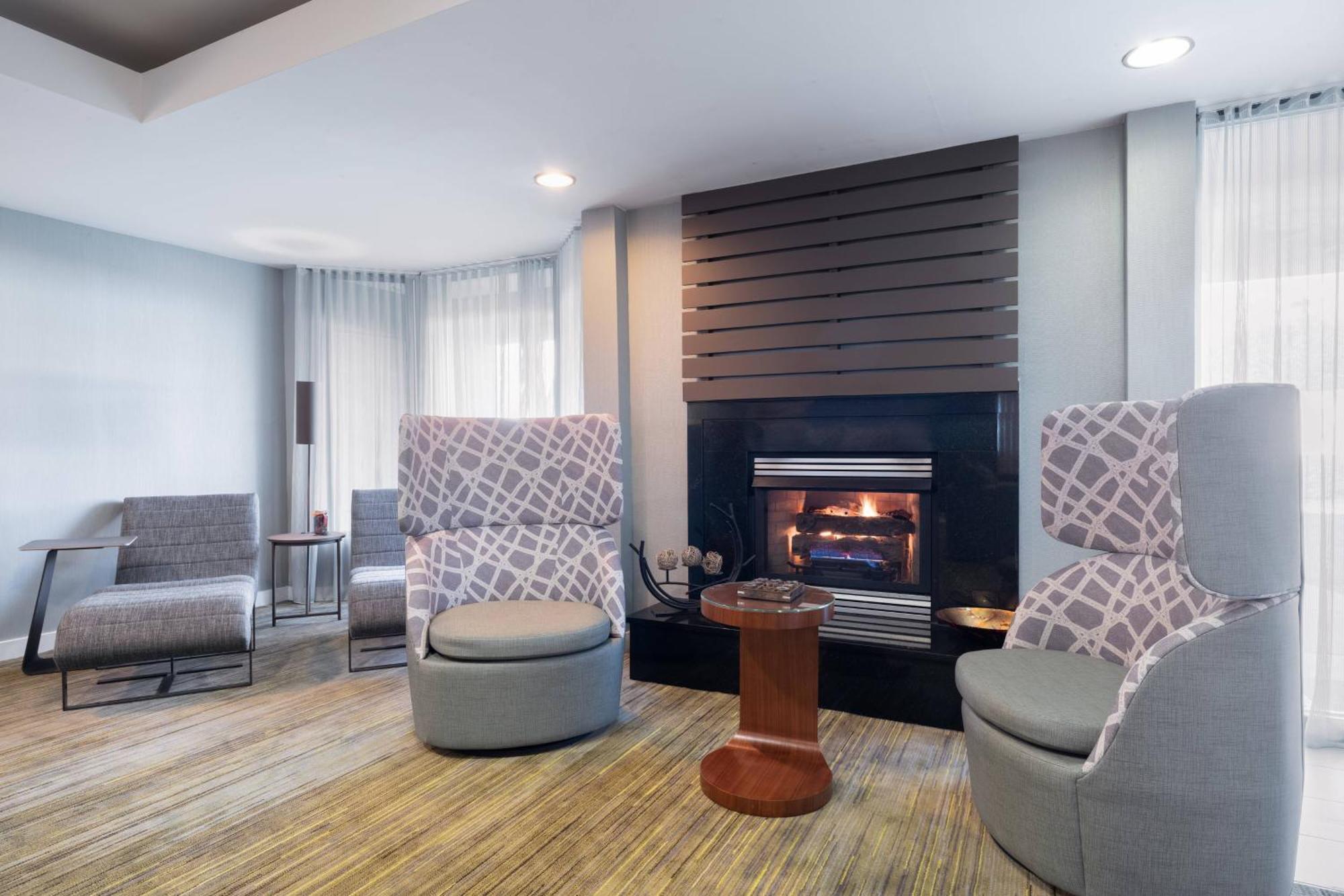 Courtyard By Marriott Princeton Luaran gambar